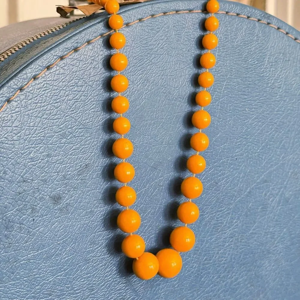 24” Egg Yolk Marble Orange Acrylic Beaded Choker Necklace 1960s Flinstones VNTG